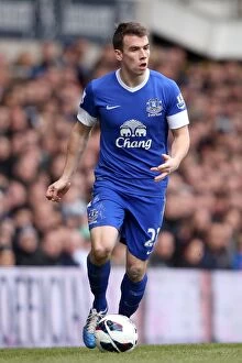 Images Dated 7th April 2013: Determined Seamus Coleman Leads Everton to 2-2 Draw Against Tottenham Hotspur (BPL 2013)
