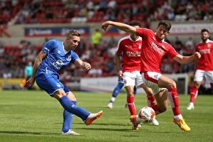 Images Dated 11th July 2015: Deulofeu's Strike: Everton's Pre-Season Thriller at Swindon Town's County Ground