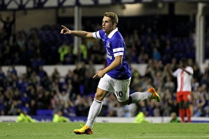 Deulofeu's Stunner: Everton's Game-Winning Goal in Capital One Cup Victory over Stevenage (28-08-2013)