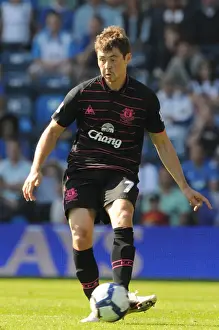 Diniyar Bilyaletdinov in Action at Fratton Park: Everton vs Portsmouth, Barclays Premier League
