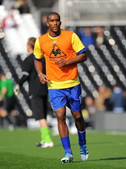 Distin at Craven Cottage: Everton's Defender in Action against Fulham (23 October 2011), Barclays Premier League