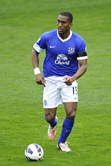 Distin's Dominance: Everton's Victory over Queens Park Rangers (13-04-2013)