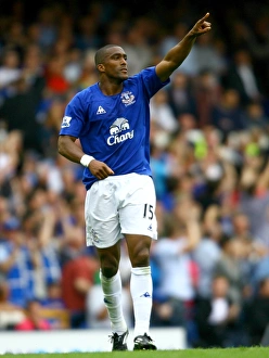 Framed Print : Distin's Strike: Everton's First Goal vs. Manchester City (07 May 2011, Barclays Premier League) Framed Print : Distin's Strike: Everton's First Goal vs. Manchester City (07 May 2011, Barclays Premier League)