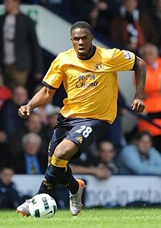 Images Dated 14th May 2011: Dramatic Anichebe Goal: Everton's Thrilling Victory at West Bromwich Albion