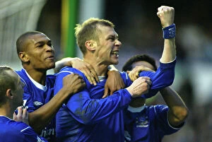 Everton 3 Bolton 2 Collection: Duncan Ferguson celebrates