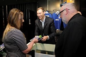 Images Dated 7th December 2011: Duncan Ferguson: Meet & Greet and DVD Signing at Everton Two Store, Liverpool One
