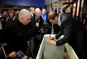 Player Feature Prints: Duncan Ferguson: Signing Everton's Premier League XI DVD at Everton Two Store