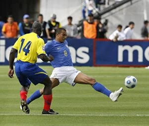 Blues On International Duty Gallery: Ecuadors Castillo fights for ball with Brazils Silva during their 2010 World Cup qualifying soccer match in Quito