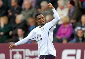 Eto'o Scores Again: Everton's Triumph over Burnley in Barclays Premier League