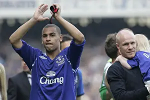 Everton Champions: Triumphant Moment on the Pitch - Everton v Portsmouth FA Barclays Premiership (May 5, 2007) Lap of Honor at Goodison Park