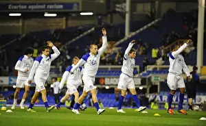 Framed Print : Everton FC: Pre-Match Warm-Up at Goodison Park Before Taking on Arsenal (Barclays Premier League, 21 March 2012) Framed Print : Everton FC: Pre-Match Warm-Up at Goodison Park Before Taking on Arsenal (Barclays Premier League, 21 March 2012)