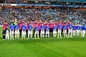 Framed Print : Everton FC: Pre-Season Friendly - Sydney FC vs Everton - ANZ Stadium: The Team's Unified Line-Up