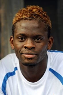 Images Dated 31st July 2010: Everton Football Club: A Footballing Legend - Louis Saha in Everton Colors