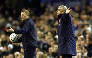 Everton v Arsenal - 8 / 11 / 06 David Moyes and Arsene Wenger during the game