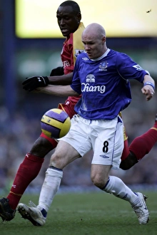 Everton v Reading Collection: Everton v Reading Andrew Johnson and Readings Ibrahima Sonko
