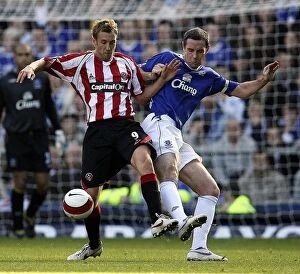 Everton v Sheffield United - 21 / 10 / 06 David Weir Everton and Rob Hulse - Sheffield United in action