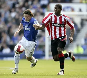 Everton v Sheffield United - 21 / 10 / 06 Simon Davies - Everton and Mikele Leigertwood - Sheffield United