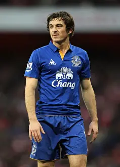 Framed Print : Everton vs. Arsenal Rivalry: Leighton Baines in Action, Premier League at Emirates Stadium (10 December 2011) Framed Print : Everton vs. Arsenal Rivalry: Leighton Baines in Action, Premier League at Emirates Stadium (10 December 2011)
