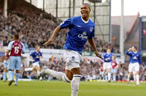 Everton vs. Aston Villa: 1-1 Stalemate (Season 04-05)