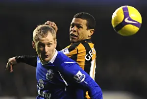 Framed Print : Everton vs Hull City: A Battle Between Tony Hibbert and Geovanni (08 / 09) Framed Print : Everton vs Hull City: A Battle Between Tony Hibbert and Geovanni (08 / 09)