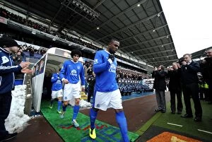 Images Dated 26th January 2013: Everton's Anichebe and Fellaini Ready for FA Cup Battle against Bolton Wanderers