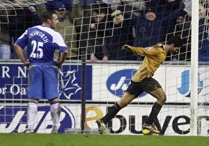 Images Dated 21st January 2007: Evertons Arteta celebrates after scoring as Wigan Athletics Unsworth looks on during their English