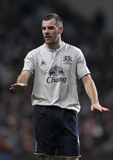 Images Dated 14th January 2012: Everton's Darron Gibson in Action: Premier League Showdown vs. Aston Villa (January 2012)