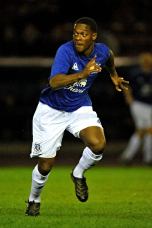 Kieran Agard Prints: Everton's Determined Striker: Kieran Agard in Action