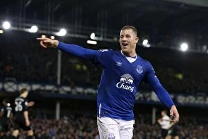 Images Dated 28th December 2015: Everton's Double Delight: Ross Barkley's Euphoric Reaction to Deulofeu's Goal (BPL)
