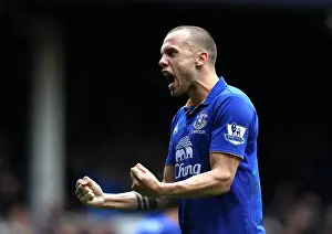 Framed Print : Everton's Glorious Four: Heitinga and Anichebe Celebrate Victory with Four Goals Against Sunderland (09.04.2012, Goodison Park) Framed Print : Everton's Glorious Four: Heitinga and Anichebe Celebrate Victory with Four Goals Against Sunderland (09.04.2012, Goodison Park)
