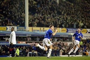 Images Dated 4th January 2005: Everton's Glory: Everton 2-1 Portsmouth (04-01-05)