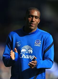 Images Dated 29th September 2012: Everton's Glory: Sylvain Distin's Triumphant Celebration After Securing a 3-1 Victory Over