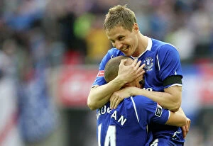 Images Dated 19th April 2009: Everton's Jagielka Scores Winning Penalty against Manchester United in FA Cup Semi-Final at Wembley