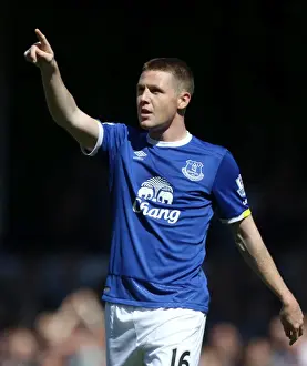 Everton's James McCarthy Scores First Goal in Everton v Norwich City Match at Goodison Park, May 15, 2016