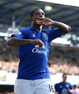 Framed Print : Everton's Jermaine Beckford Scores Brace: Everton FC vs Sunderland, Barclays Premier League - Goodison Park (26 February 2011) Framed Print : Everton's Jermaine Beckford Scores Brace: Everton FC vs Sunderland, Barclays Premier League - Goodison Park (26 February 2011)