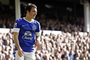 Images Dated 29th September 2012: Everton's Leighton Baines in Action: Everton 3-1 Southampton (September 29, 2012)