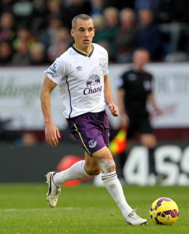 Everton's Leon Osman in Action against Burnley, Barclays Premier League, 2014