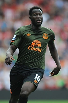 Southampton V Everton - St Mary's Prints: Everton's Lukaku in Action: Everton vs Southampton