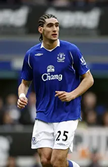 Everton's Marouane Fellaini in Action against Stoke City (14/3/09)