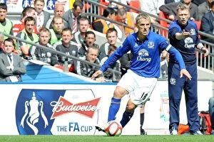 Images Dated 14th April 2012: Everton's Neville and Moyes at the FA Cup Semi-Final Clash Against Liverpool (April 14, 2012)