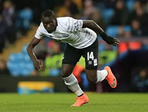 Everton's Oumar Niasse in Thrilling Action Against Aston Villa at Villa Park