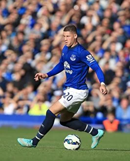 Images Dated 18th October 2014: Everton's Ross Barkley in Action against Aston Villa, Barclays Premier League, Goodison Park