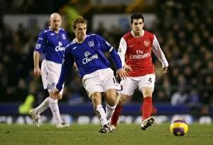 Football - Everton v Arsenal Barclays - Premier League - Goodison Park - 07 / 08 - 29 / 12 / 07 Evertons Phil Neville