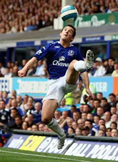 Football - Everton v Manchester United Barclays Premier League - Goodison Park - 15 / 9 / 07 Evertons Leighton Baines in action during the game Mandatory Credit: Action Images / Jason
