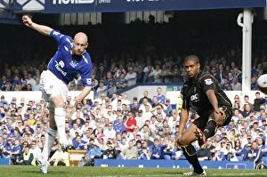 Images Dated 5th May 2007: Football - Everton v Portsmouth FA Barclays Premiership - Goodison Park - 5 / 5 / 07 Evertons Lee Carsl