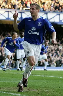 Football - Everton v Reading - Barclays Premier League - Goodison Park - 07 / 08 - 9 / 2 / 08 Phil Jagielka celebrates scoring the first goal for Everton Mandatory Credit: Action Images / Carl Recine