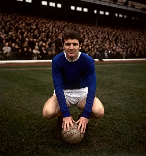 Brian Labone Gallery: Football League Division One - Arsenal v Everton - Highbury