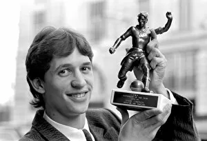 Gary Lineker Collection: Football Writers Association Awards - Footballer of the Year