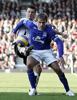 Images Dated 4th November 2006: Fulham v Everton 4 / 11 / 06 Evertons Phil Neville in action against Fulhams Tomasz Radzinski