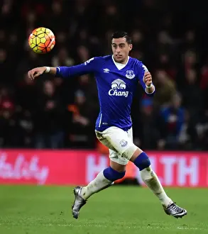 Funes Mori in Action: Everton vs. AFC Bournemouth at Vitality Stadium (Premier League)